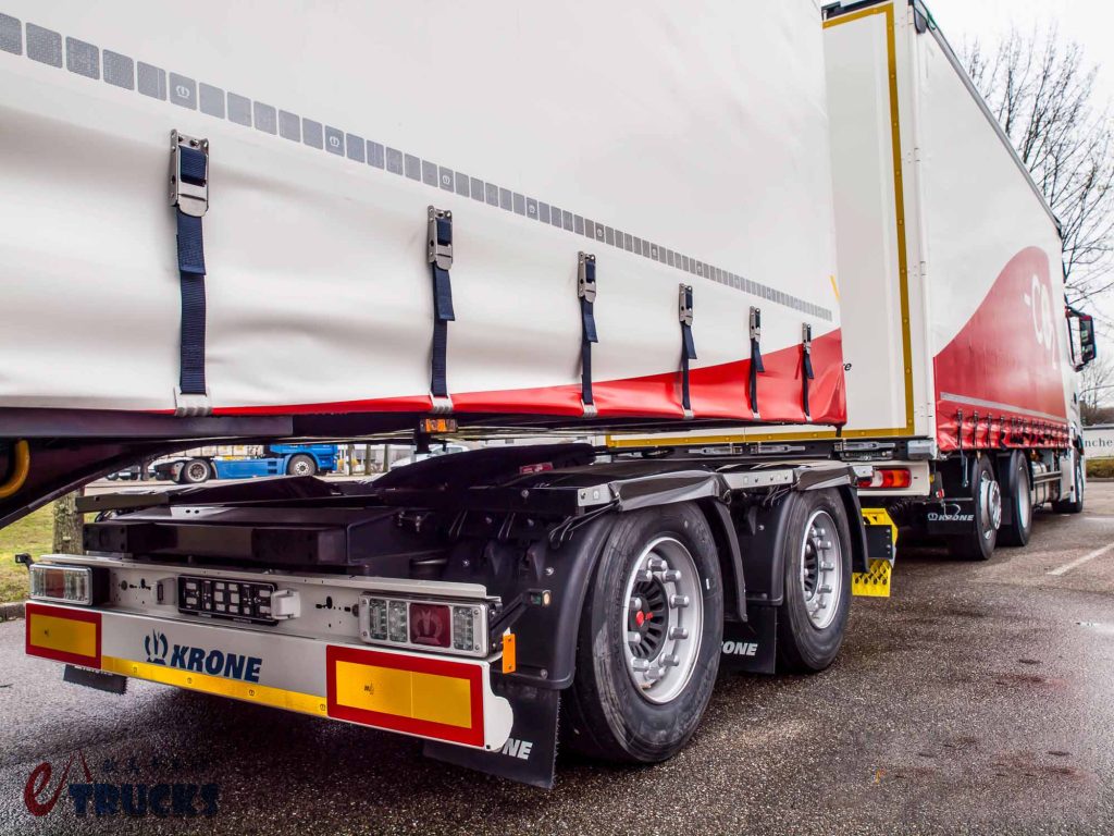 十年时光有何变革？第四代Actros、Arocs成主流，回顾十年前的奔驰卡车沃尔特工厂