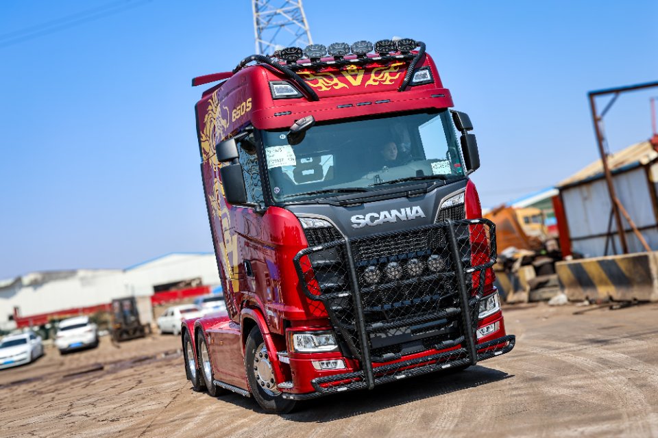 200万的斯堪尼亚v8