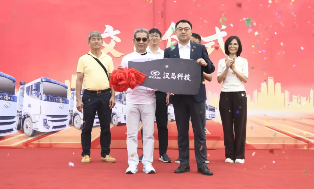 130台爆单！汉马科技新款自卸车交付东南亚大客户