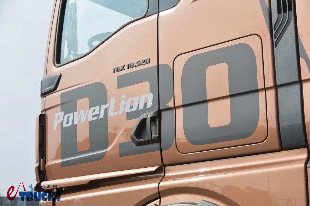D30 PowerLion动力链来袭！百公里油耗24升？25年款曼恩TGX实拍评测