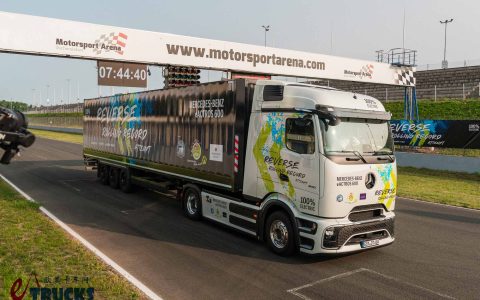 不间断倒车124.7公里！刷新吉尼斯世界纪录，奔驰携eActros 600长途电动重卡挑战极限