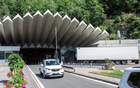 勃朗峰隧道迎来封闭维修