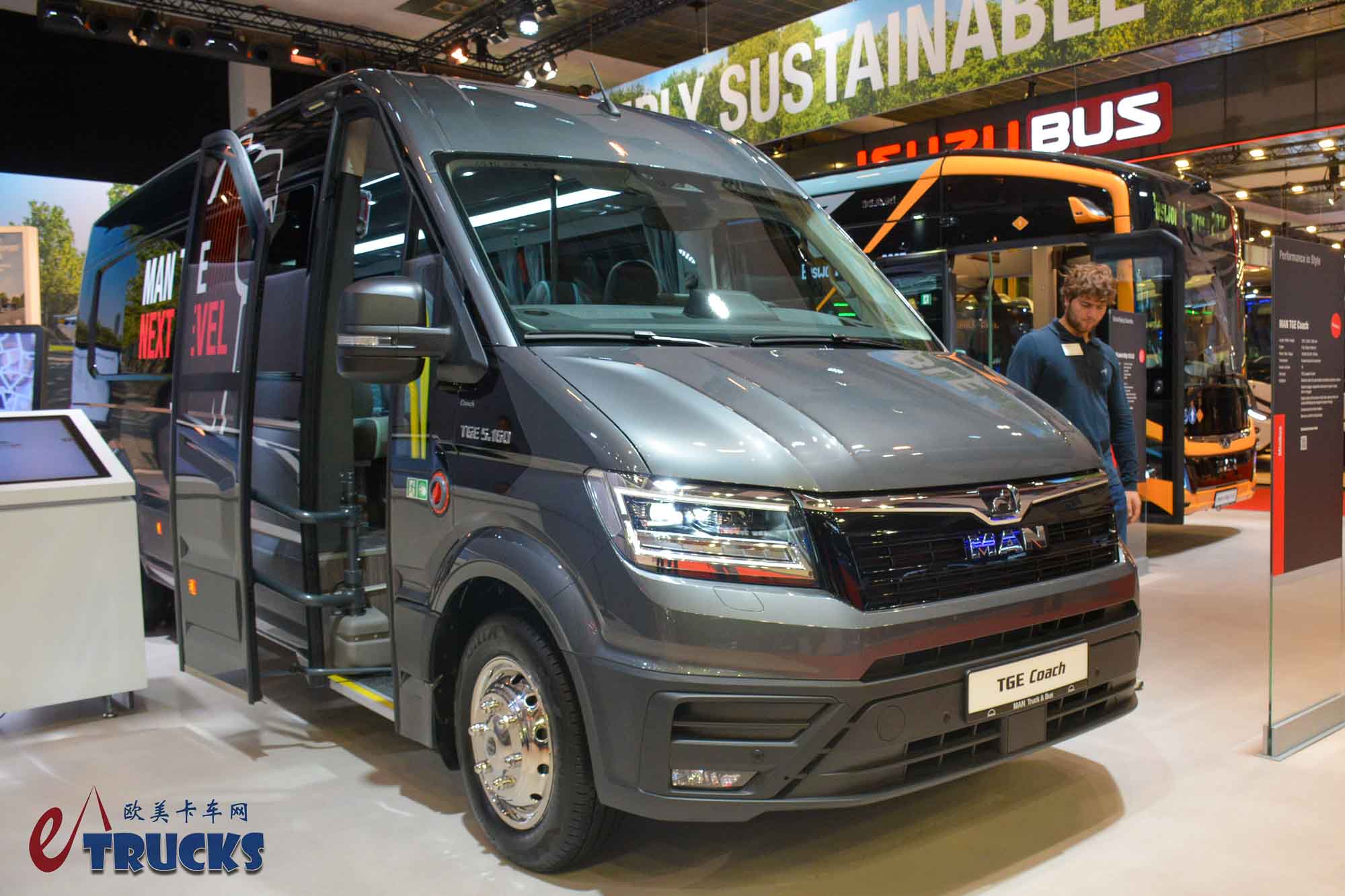 2025Busworld客车展｜厢货爆改小巴，能拉16人！带您看德国曼恩最新推出的TGE Coach车型