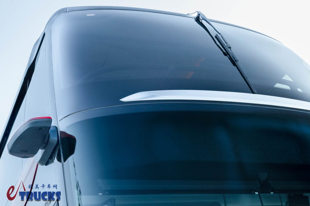 2025Busworld客车展｜双层豪华大巴巅峰水准！厨房卫生间全都有？展会实拍赛特拉S 531 DT双层巴士