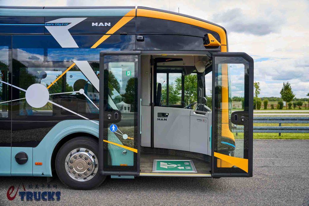 2025Busworld客车展｜纯电动城市客车“换皮”？城乡通用的曼恩Lion’s City E LE纯电动客车