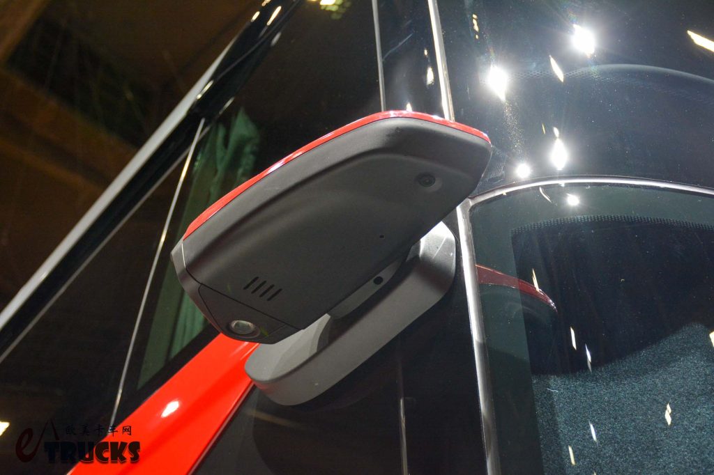 2025Busworld客车展｜双层豪华大巴巅峰水准！厨房卫生间全都有？展会实拍赛特拉S 531 DT双层巴士
