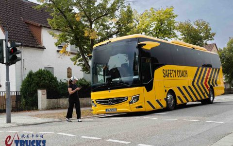 2025Busworld客车展｜它是最安全的豪华巴士？十余项主动安全功能加身，奔驰Tourismo Safety Coach来袭