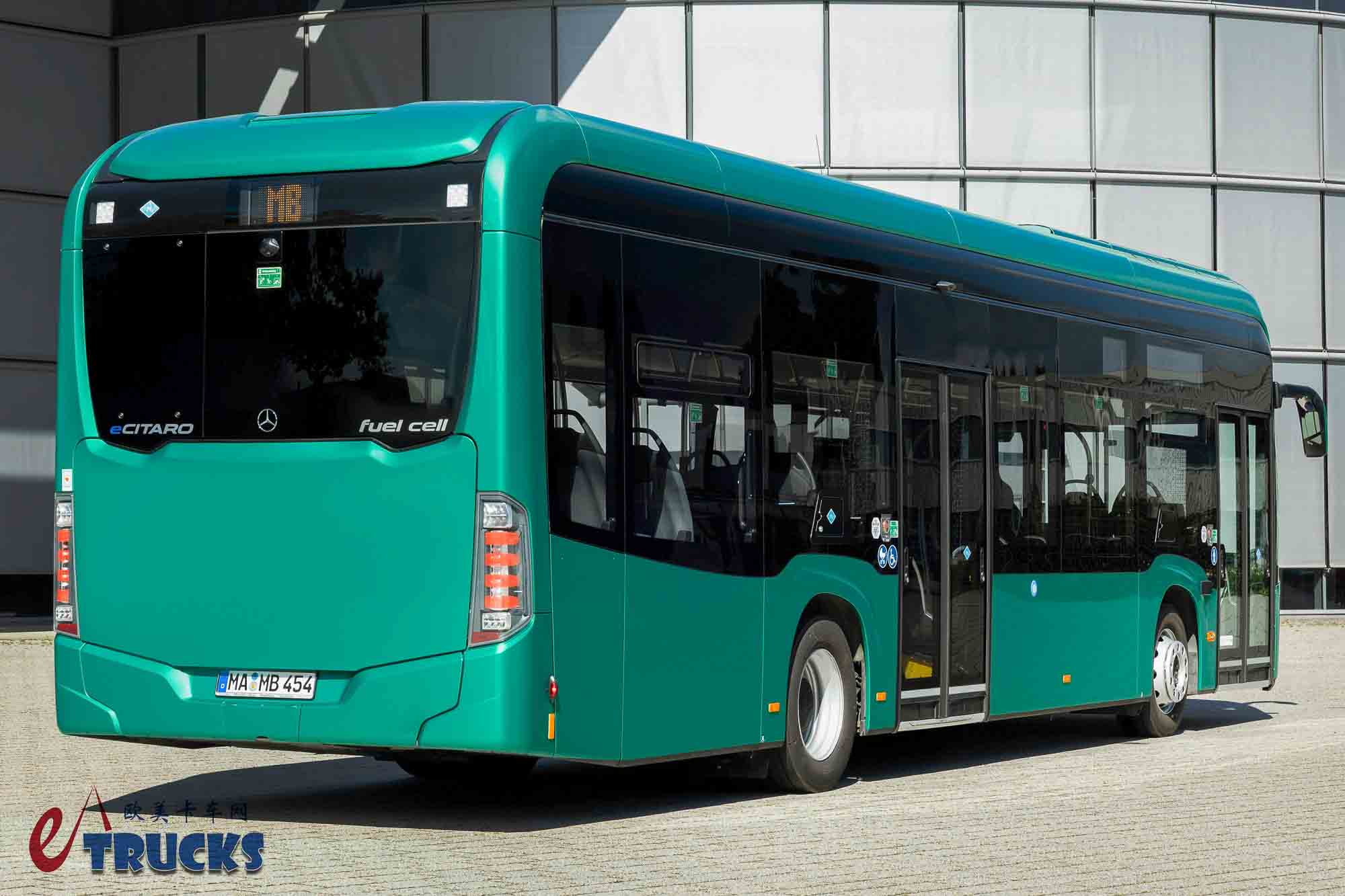 2025Busworld客车展｜氢电增程混合动力？续航高达700公里！奔驰eCitaro Fuel Cell城市客车实拍