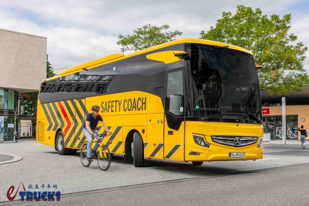 2025Busworld客车展｜它是最安全的豪华巴士？十余项主动安全功能加身，奔驰Tourismo Safety Coach来袭