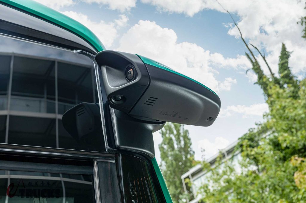 2025Busworld客车展｜第四代NMC镍钴锰酸锂电池来袭！还有商用专属功能？奔驰eCitaro纯电动城市客车