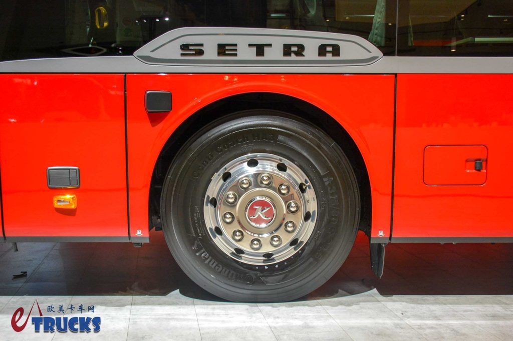 2025Busworld客车展｜双层豪华大巴巅峰水准！厨房卫生间全都有？展会实拍赛特拉S 531 DT双层巴士