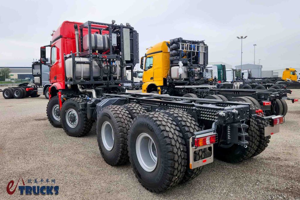 中国客户Arocs 8x8大件车抢眼！奔驰CTT定制改装部门成立25周年，带您走进特种卡车的世界！