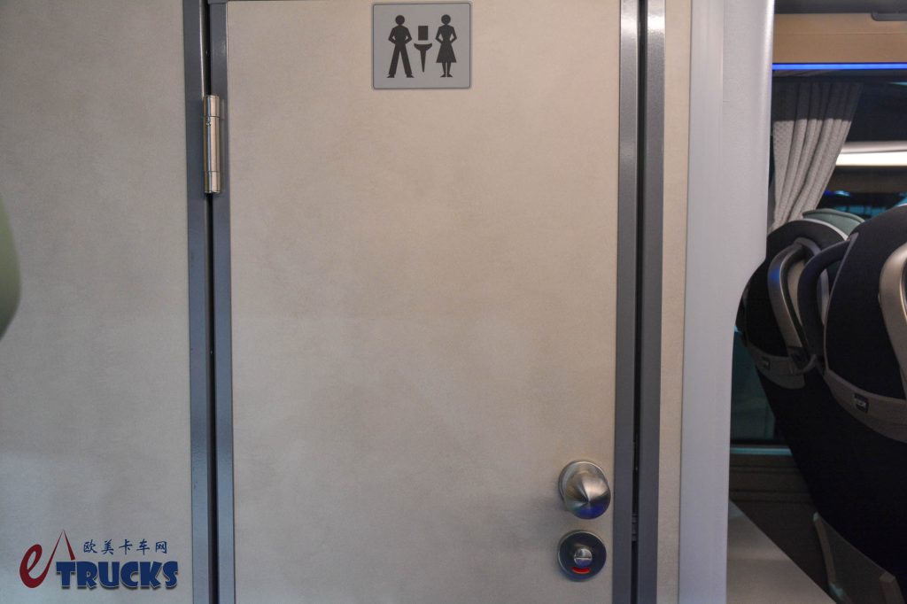 2025Busworld客车展｜尼奥普兰巅峰之作，全球限量30台！Auwärter版Skyliner双层豪华巴士来袭，都有哪些不一样？