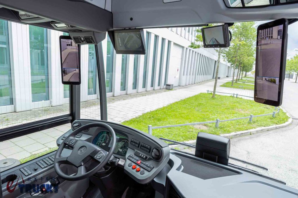 2025Busworld客车展｜第四代NMC镍钴锰酸锂电池来袭！还有商用专属功能？奔驰eCitaro纯电动城市客车