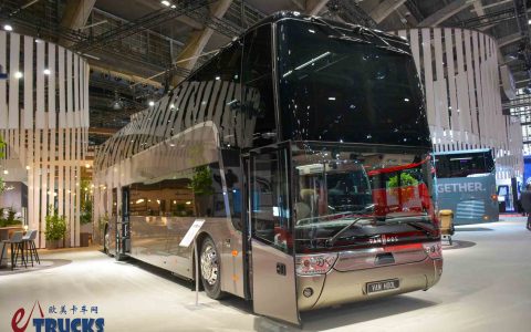 2025Busworld客车展｜范胡尔巴士听说过没？小众品牌的顶级旗舰，Van Hool Astromega双层巴士实拍