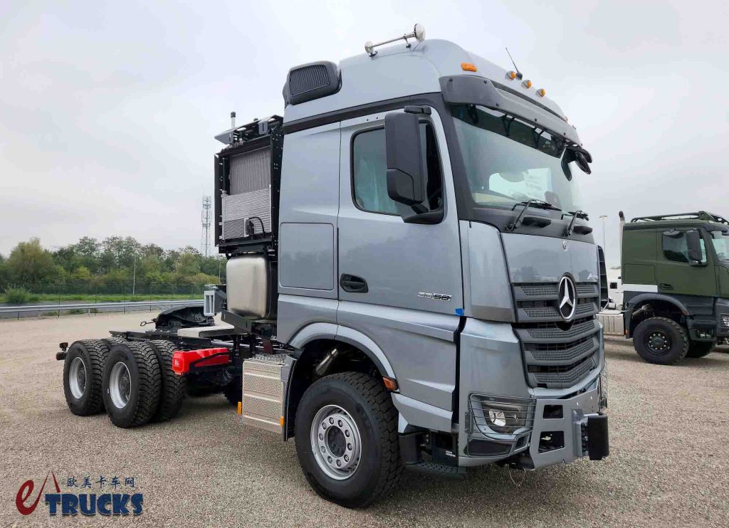 中国客户Arocs 8x8大件车抢眼！奔驰CTT定制改装部门成立25周年，带您走进特种卡车的世界！