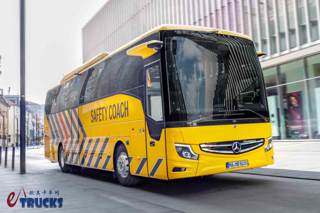 2025Busworld客车展｜它是最安全的豪华巴士？十余项主动安全功能加身，奔驰Tourismo Safety Coach来袭
