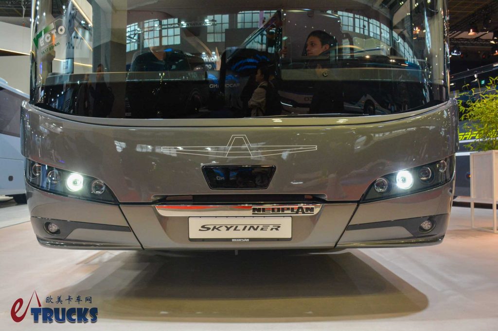 2025Busworld客车展｜尼奥普兰巅峰之作，全球限量30台！Auwärter版Skyliner双层豪华巴士来袭，都有哪些不一样？