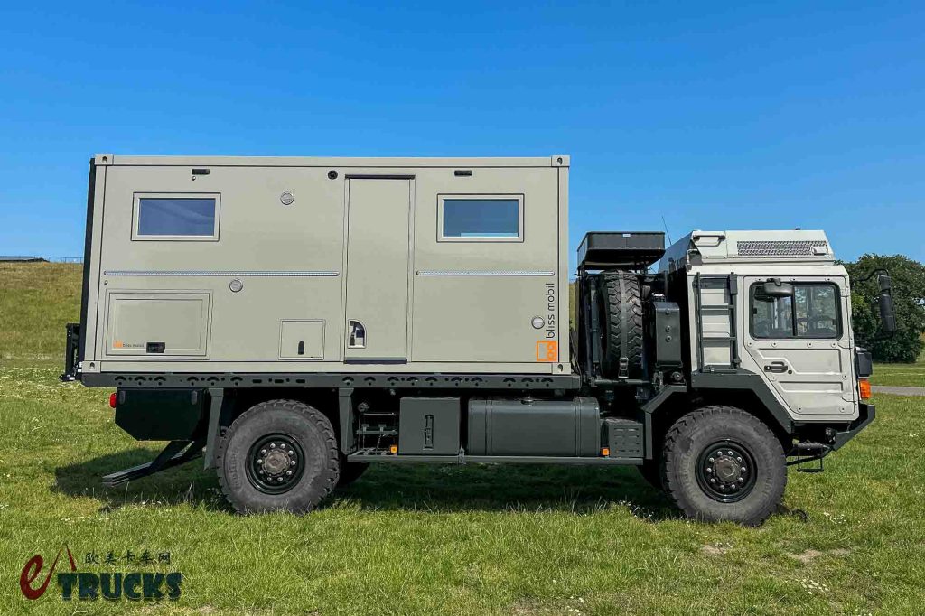这才是男人的大玩具！曼恩HX军用卡车底盘打造，Bliss Mobil越野房车实拍