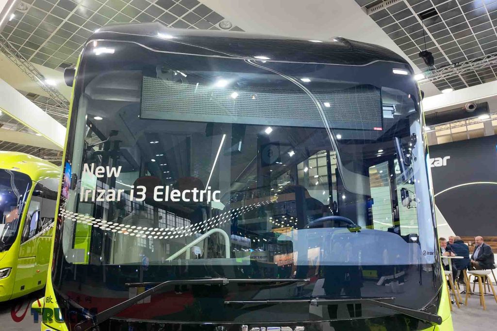2025Busworld客车展｜伊利萨尔您还记得吗？看它最新发布的i3 Normal Floor纯电动城际客车