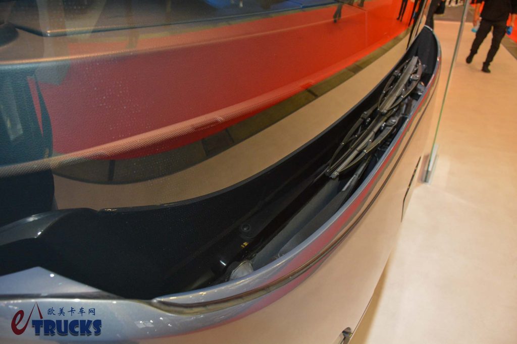 2025Busworld客车展｜尼奥普兰巅峰之作，全球限量30台！Auwärter版Skyliner双层豪华巴士来袭，都有哪些不一样？