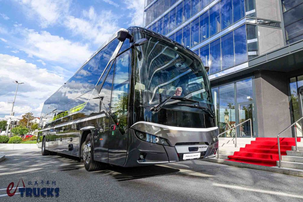 2025Busworld客车展｜Skyliner双层豪华巴士特别版来袭，全新纯电旅游大巴亮相！看德国曼恩的强大参展阵容