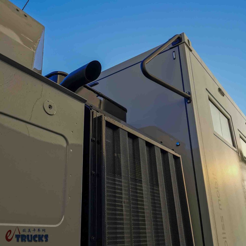 这才是男人的大玩具！曼恩HX军用卡车底盘打造，Bliss Mobil越野房车实拍