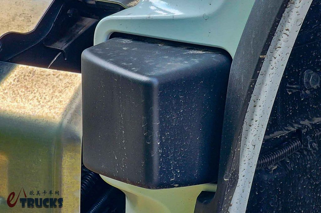 能牵引500吨！定制驾驶室+大件包规格，这台奔驰Arocs大件车不一般