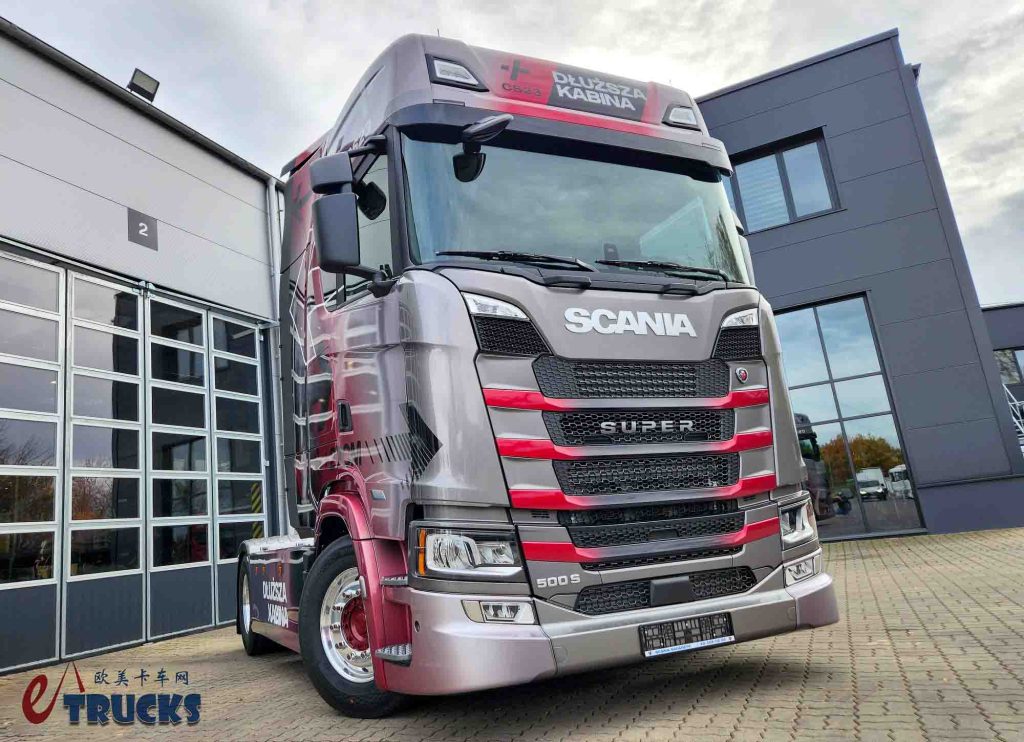 斯堪尼亚也玩生活舱？加大驾驶室+微波炉，还有咖啡机！这台500 S牵引车不一般
