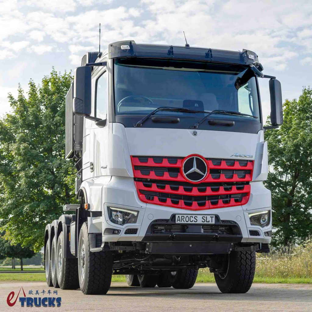 能牵引500吨！定制驾驶室+大件包规格，这台奔驰Arocs大件车不一般