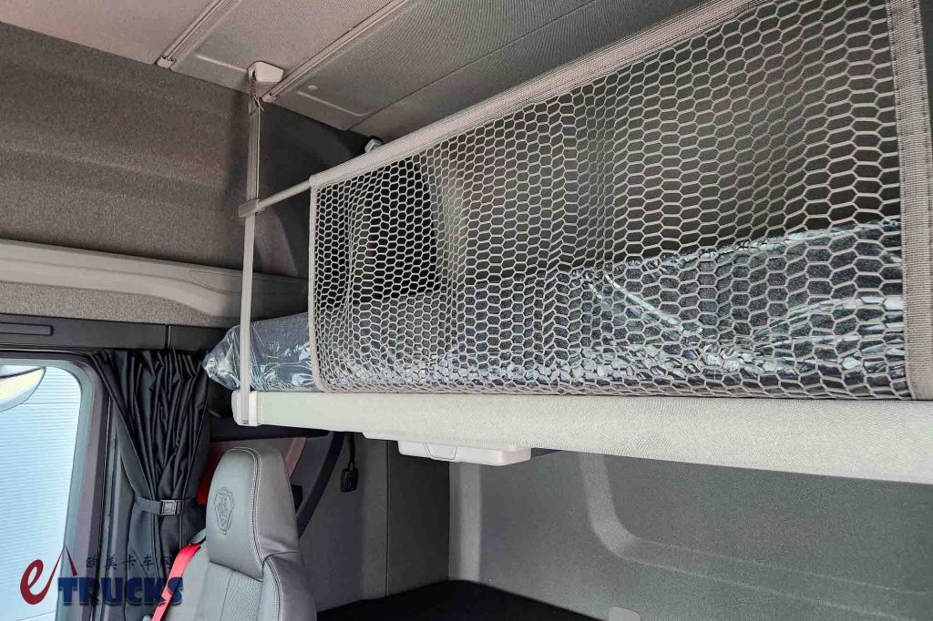 斯堪尼亚也玩生活舱？加大驾驶室+微波炉，还有咖啡机！这台500 S牵引车不一般