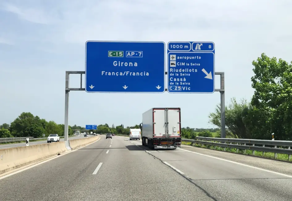 俄罗斯卡玛兹推中国技术新车，荷兰卡车限速70KM/H？本周全球商用车行业都有哪些新鲜事？（11.23-11.29）