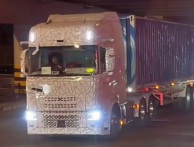 斯堪尼亚在中国测试电子后视镜系统