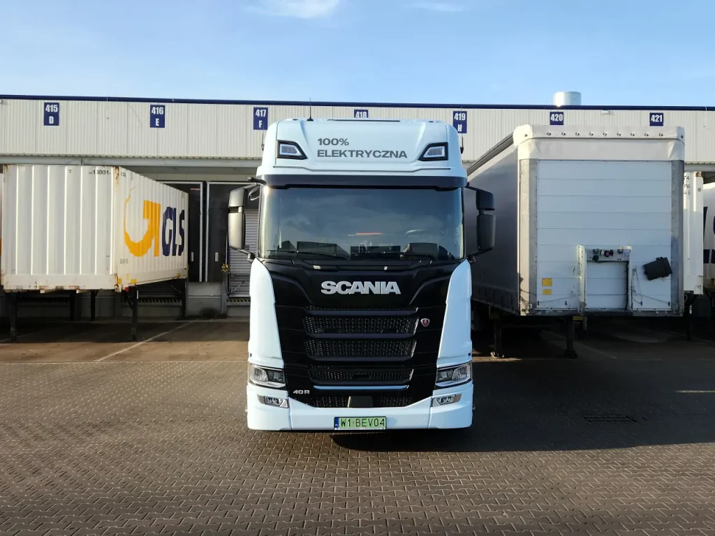 反对欧盟强制购买电动卡车提案获得5000投票