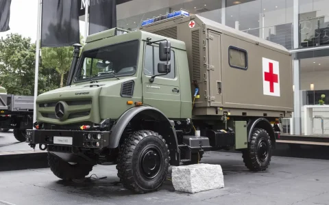 波兰军队订购250辆乌尼莫克U4000救护车