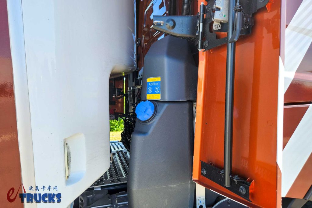 孤傲的二线欧卡？法国设计真有特色！实拍雷诺T-High Smart Racer旗舰牵引车