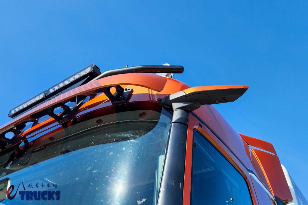 孤傲的二线欧卡？法国设计真有特色！实拍雷诺T-High Smart Racer旗舰牵引车