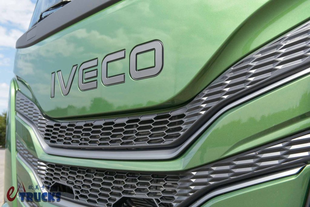 “咖喱味”的依维柯要来了？被塔塔收购之际，详解新款S-Way旗舰牵引车