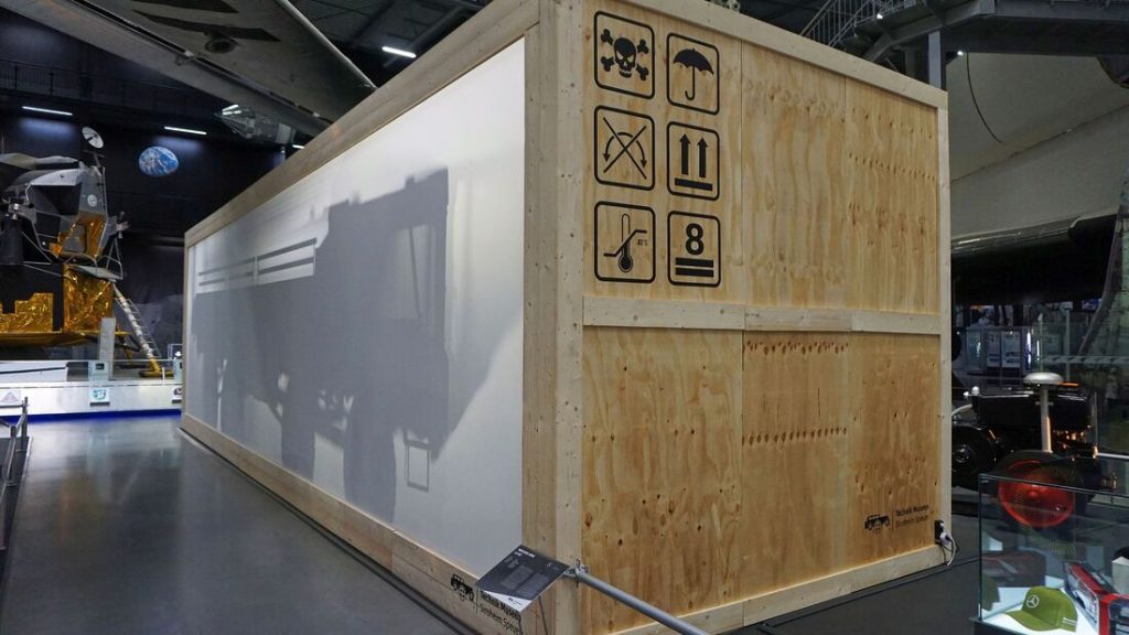 奔驰LG 497军用卡车重现天日，曾与曼恩KAT I竞标