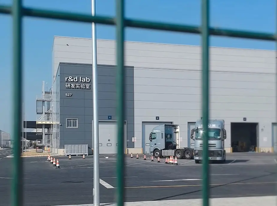 奔驰eActros 400、沃尔沃FH自动驾驶卡车纷纷量产！本周全球商用车行业都有哪些新鲜事？（12.15-12.21）