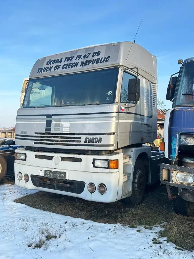 首批国产斯堪尼亚Super下线交付，斯柯达Xena牵引车神秘现身？本周全球商用车行业都有哪些新鲜事？？（12.1-12.7）