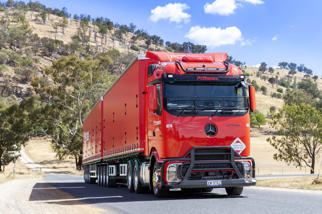 澳大利亚首辆梅赛德斯-奔驰Actros L ProCabin交付