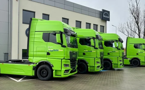 Auto-Dax公司购入20辆MAN TGX D30 18.560牵引车