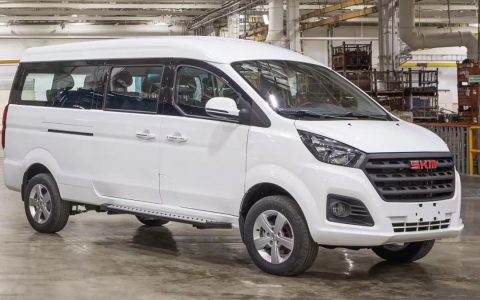 俄罗斯АВТОВАЗ启动全新商用车品牌SKM生产，首款车型M7正式亮相