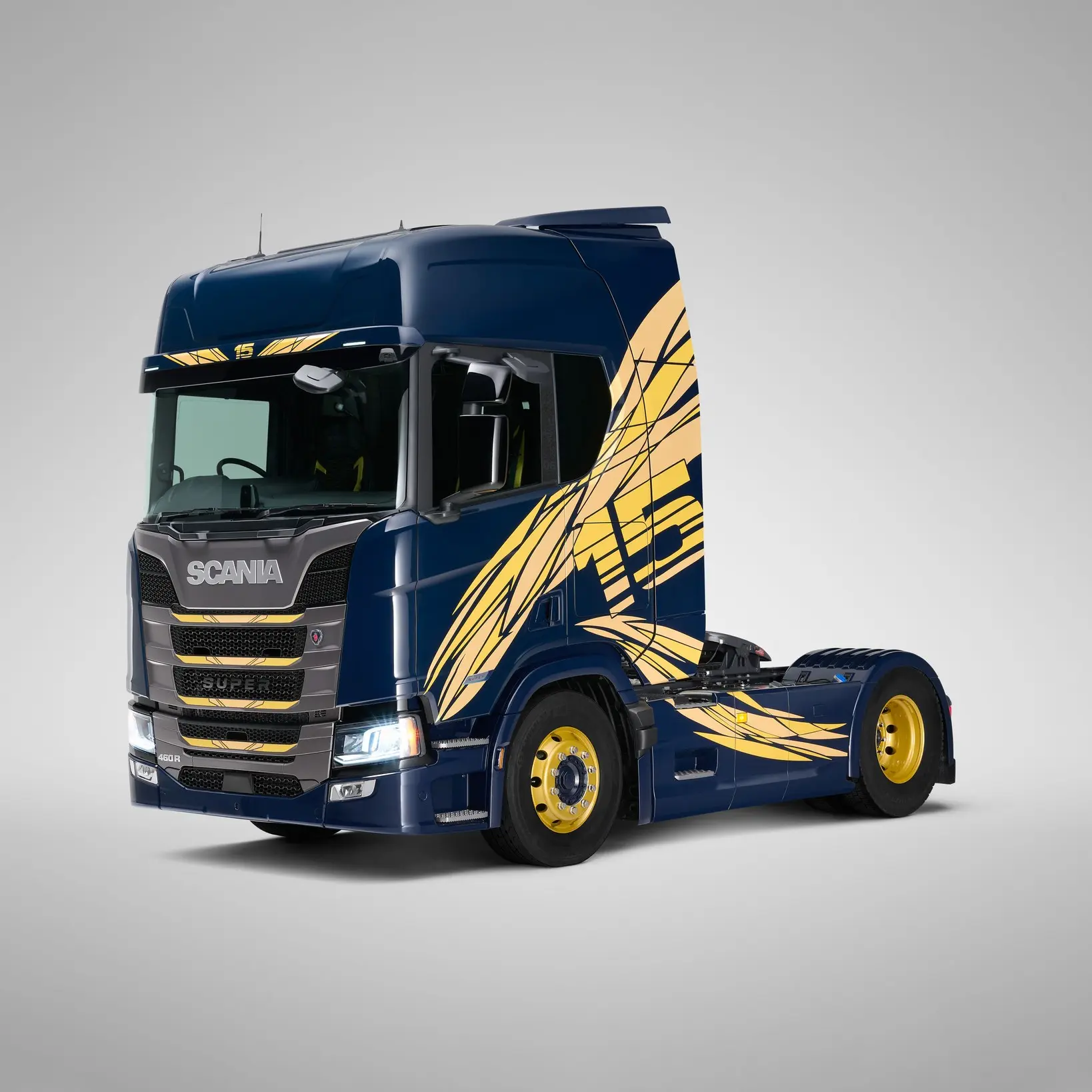 为日本市场推出的限量版卡车：斯堪尼亚460R “Japan 15”
