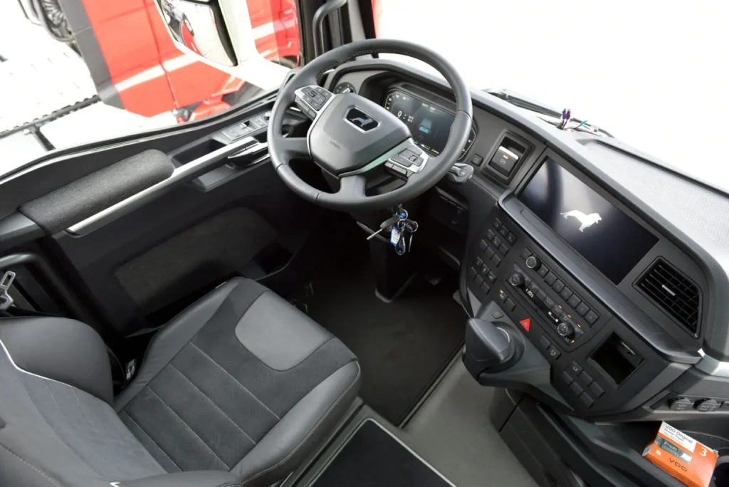 Maurang Transporten迎来双辆MAN D30 PowerLion牵引车，开启新篇章