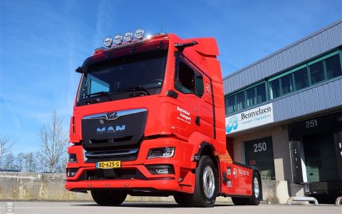 Bentvelzen公司电动MAN eTGS助力超市保持低价