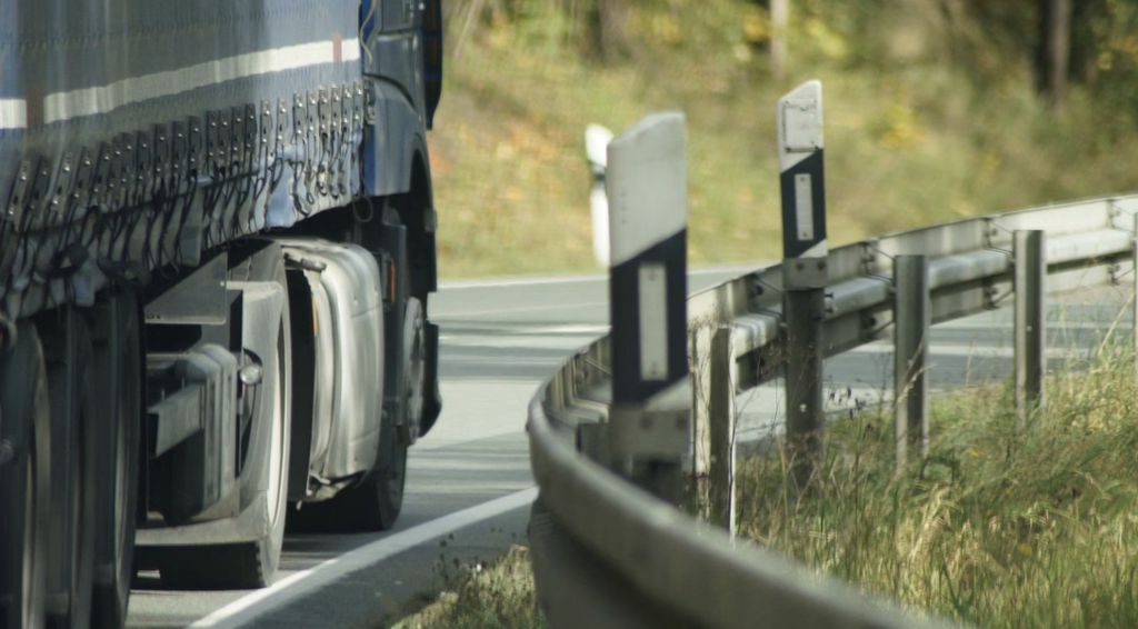 乡村公路交通事故上升:德国道路为何变得更加危险?