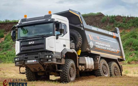 6x6+独立悬挂，军工背景的越野卡车！俄罗斯BAZ S36A51卡车听说过没？