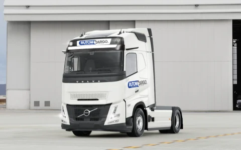 Rutom Cargo 下单 101 辆沃尔沃 FH Aero 牵引车，不是 100 辆